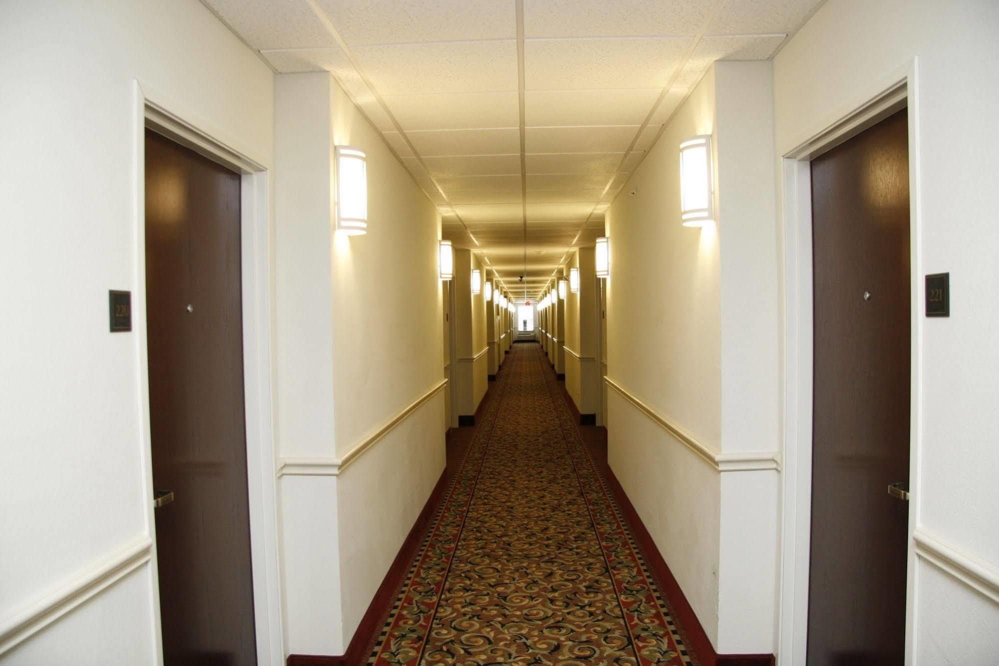 Budget Host Inn&Suites Cameron Exterior foto